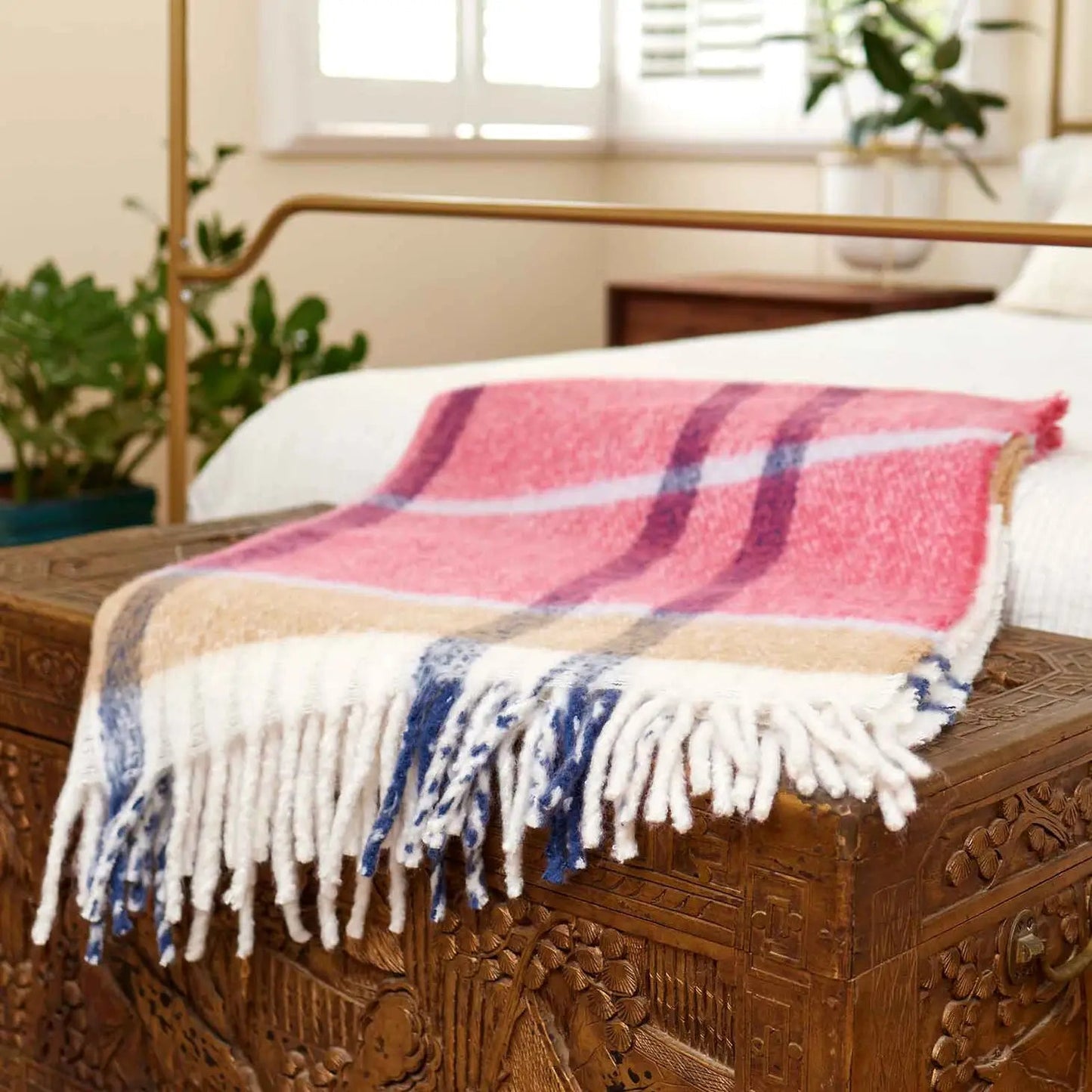 Pink Tan Cuddle Throw - Henry + Olives