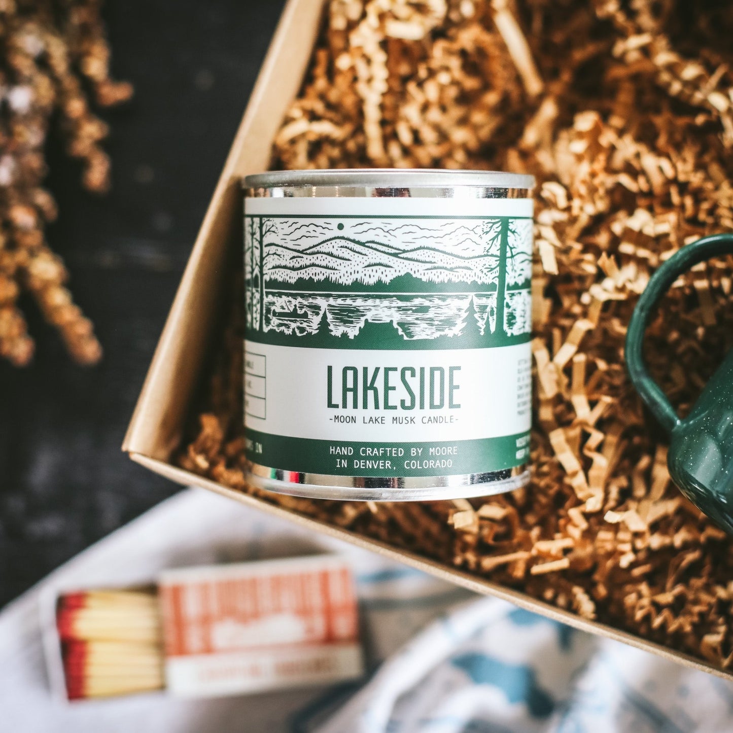 The Home Pack "Lakeside" Theme Gift Box - Henry + Olives