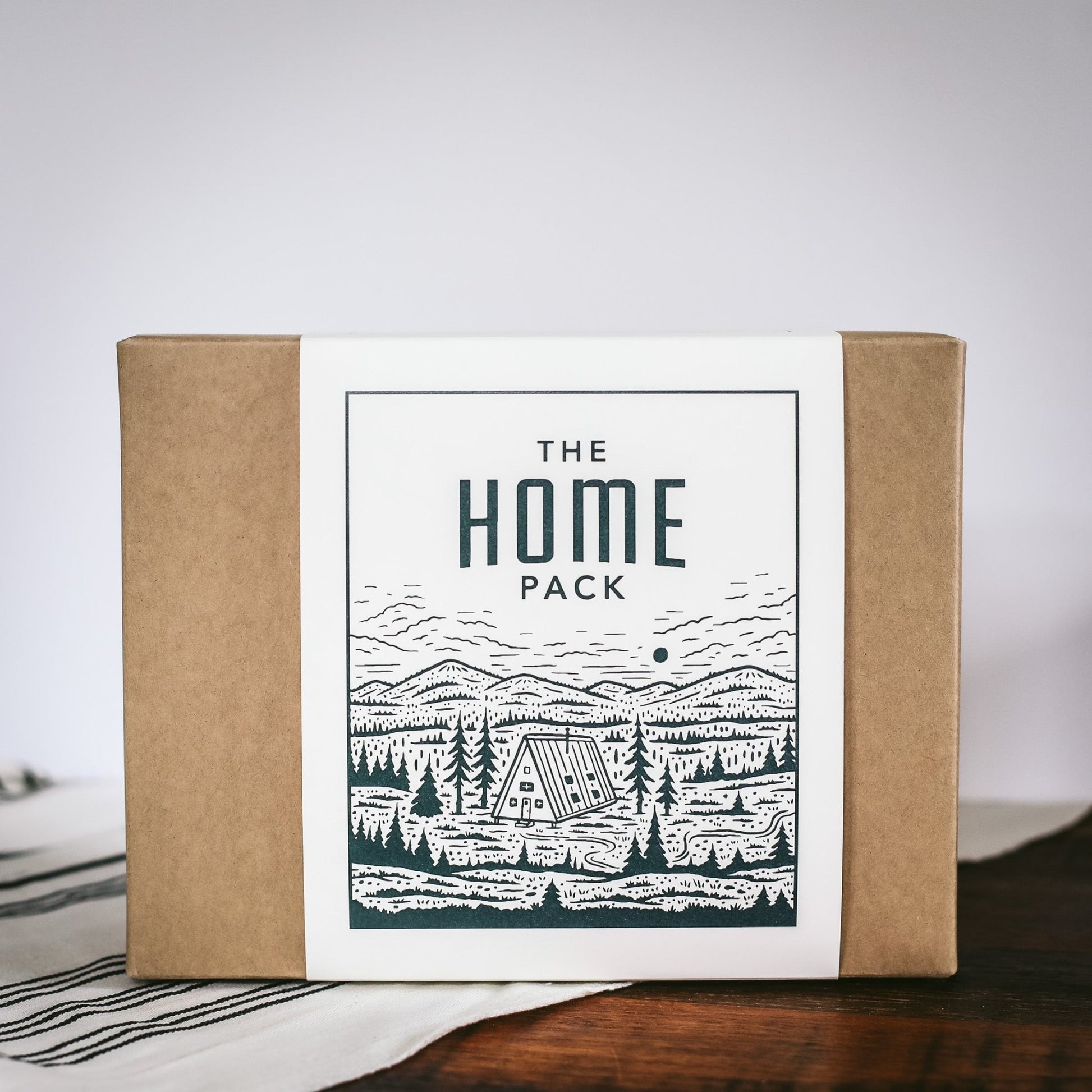 The Home Pack "Ski" Theme Gift Box - Henry + Olives